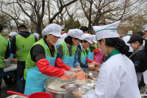 (사)경주시종합자원봉사센터 ‘참! 좋은 사랑의 밥 차’ 행사