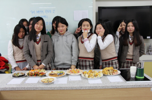 경주시 무산고 `요리경연 및·정보경진대회` 열려  