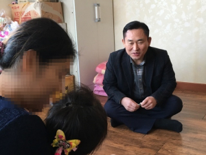 경주경찰서, 범죄피해자 가정에 생필품과 위문금 전달 