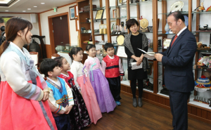 경주시, 시청 직장어린이집 원아들의 새해 인사 받으세요!! 