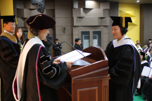 경주대 ˝2016학년도 전기 학위수여식˝ 개최 