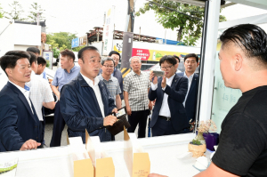 최양식 경주시장, 핫 플레이스 `황리단길` 상인들과 현장투어 `소통` 