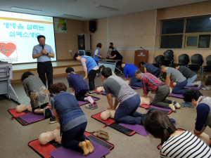 경주시 보건소 `전통시장 찾아가는 건강 홍보관` 운영 