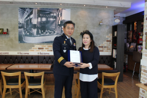 경주경찰서, 우수 아동안전지킴이집 경찰청장 감사패 전달 