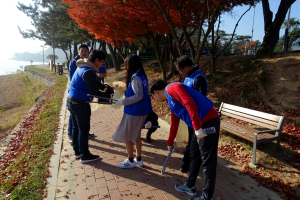 경주시, 양성자가속기연구센터 보문단지 둘레길 환경정화활동 펼쳐 
