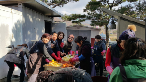 경주시 불국동, 경주아사녀로타리클럽 `사랑의 김장김치 나눔`