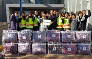 경주시 현곡면 `덕숭사` 취약계층가구에 `사랑의 이불` 전달 
