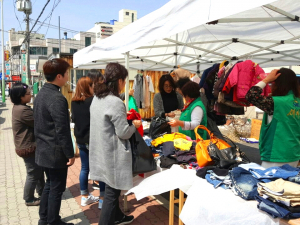 경주시 용강동 새마을지도자협의회․부녀회, 어려운 이웃돕기 성금모금 바자회 개최 