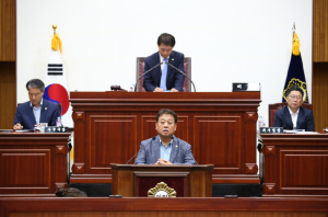 경주시의회, 제8대 전반기 상임위원장 선출 `원구성 마무리` 