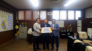 경주시 건천읍, (주)청도에너지 `시원한 수박 200통` 기탁 