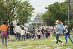 경주시, 개관 5주년 동궁원!! 관람객 200만 돌파 앞두고 보답 행사 `풍성` 
