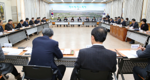 주낙영 경주시장, 읍면동장 회의 주재 `주민자치 핵심 주민참여 강조` 