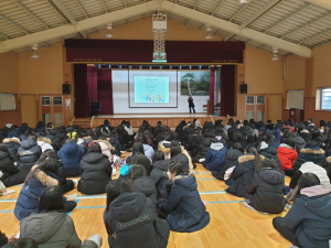 경주시선관위, 고3 선덕여고 학생 투표체험 