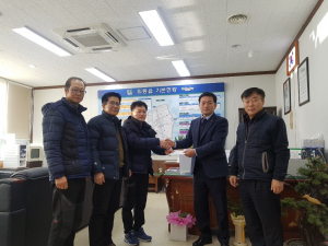 경주시 외동읍, 외동배드민턴클럽 `사랑의 이웃돕기` 성금 1백만원 기탁 