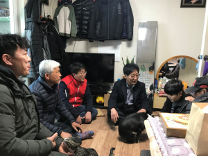 경주시 안강읍, 비화장학회 조손가정에 장학금. 후원품 전달 