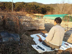 경주시, 청와대 석불좌상(보물 제1977호 경주 방형대좌 석조여래좌상) 경주 반환 출토지 발굴 착수 
