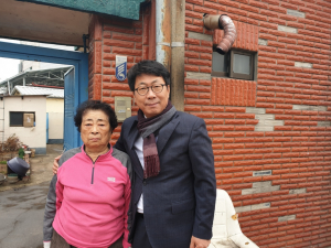 경주시 황오동 ‘독립유공자의 집’ 명패 달아 드리기 