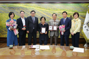 경주시, 아너소사이어티 제1호 가족 회원 탄생 `화제` 