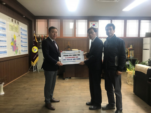 경주시 건천읍 ‘건강나라’ 가정의 달 맞아 무료 찜질권 전달 