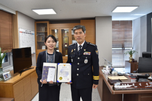 경주경찰서, 보이스피싱 예방 농협 직원 표창장 수여 