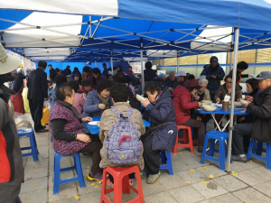 한국여성농업인 경주시연합회, 떡국 무료 급식으로 연말연시 나눔 실천
