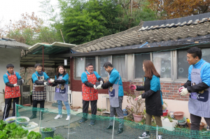 한국원자력환경공단, 추위 녹이는 `사랑의 연탄배달`