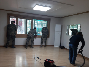 경주시 동천동, 육군 제7516부대 1대대 `소금강 경로당 환경정비`