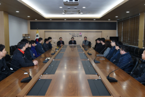 주낙영 경주시장, 설 연휴 현업기관 방문 `근무자 격려` 
