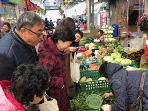 경주시 황성동, 설맞이 `전통시장 장보기` 