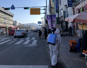 경주시 황오동, 코로나19 확산 차단 `다중이용시설 방역` 