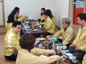 주낙영 경주시장, 코로나19와 사투 중인 격무부서 직원 격려