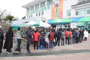 힘내라 경주!! 위기극복 위해 시민들 뭉쳤다.
