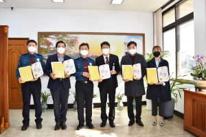 경주경찰서, 코로나 19 대응 유공 직원 표창장 수여 