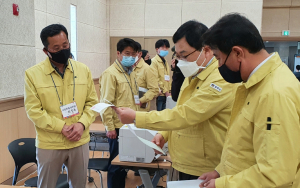 주낙영 경주시장, 제21대 총선 사전투표소 현장 점검 