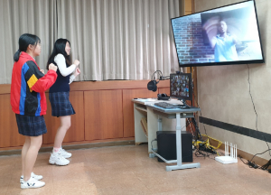 경주 선덕여고, 미국 자매학교와 `韓美 방구석 비정상회담` 개최 
