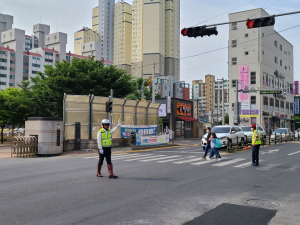 경주경찰서, 초등학교 등하굣길 교통안전활동 전개 