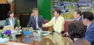 경주시의회, 의장단 경북도 방문 ˝지역현안 사업 건의, 내년도 예산지원 요청˝ 