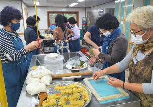경주시 우리음식연구회 ’쌀강정 만들기` 실습 교육 