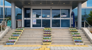 경주시 안강읍 ˝꽃으로 말합니다. 코로나19 함께 이겨내요˝