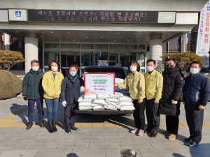 한국쌀전업농경주시연합회 `희망2021 나눔` 사랑의 백미 80포 기탁 
