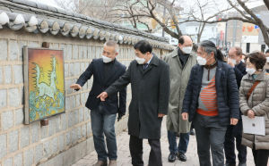 경주시 `대릉원 돌담길. 팔우정 공원` 야외 미술관으로 탈바꿈