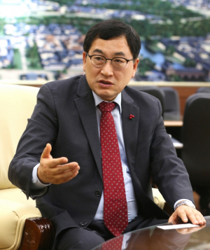주낙영 경주시장, 새해 첫 월급 전액 기부
