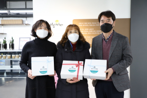 경주시, 경주연합의원 어려운 이웃에 비상약품 키트 기탁 