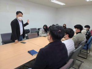 배진석 경북도의회 기획경제위원장. 동국대경주캠퍼스 총학생회 `소통 간담회` 열려