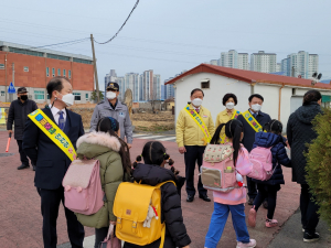 경주교육지원청, 초등학교 주변 교통안전분야 꼼꼼히 점검 