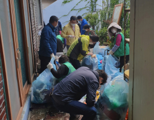 경주시 황남동, 지역사회보장협의체 저장강박 세대 주거환경 개선 