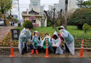 경주시 동천동, 새마을부녀회 `아름다운 마을 가꾸기` 봄꽃 식재 