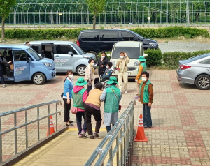 경주시 새마을부녀회, 코로나19 예방접종 지원활동 펼쳐 