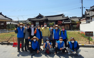 경주시 황남동, 경주고도지구주민협의회 `우리동네 행복터 꽃밭가꾸기` 