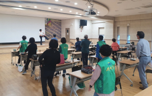경주시 안강읍, 정기교양 강좌 ‘웃음치료’ 개강 